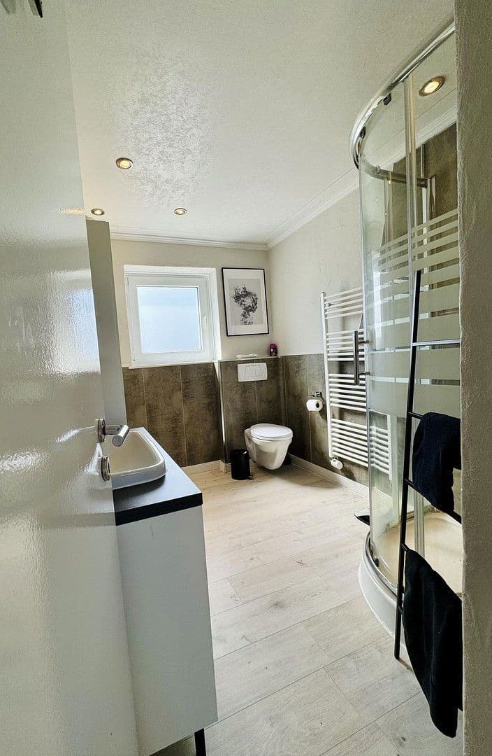 Prodej domu 205 m², pozemek 1.100 m², Steiningen, Porýní-Falc Prodej domu 205 m², pozemek 1.100 m², Steiningen, Porýní-Falc