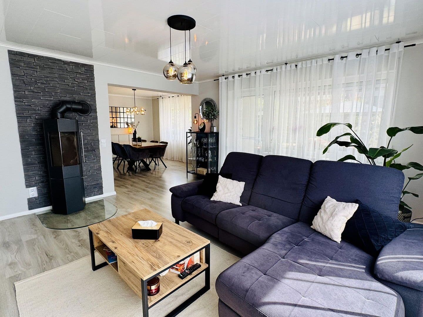 Prodej domu 205 m², pozemek 1.100 m², Steiningen, Porýní-Falc Prodej domu 205 m², pozemek 1.100 m², Steiningen, Porýní-Falc