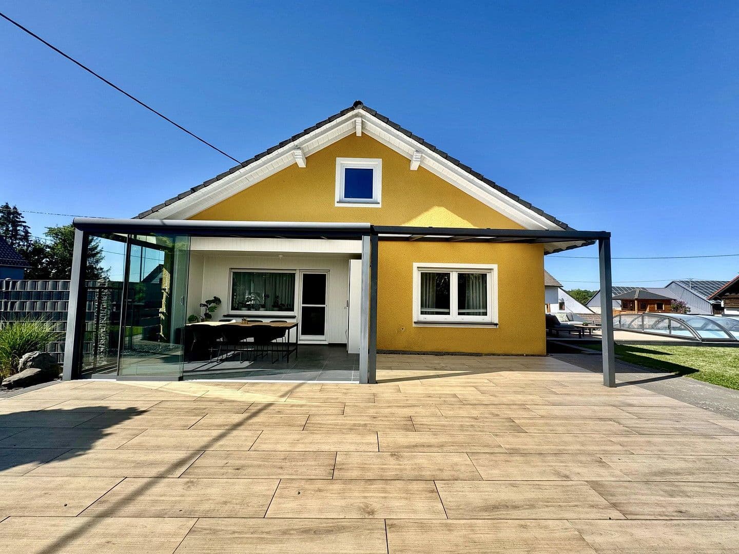 Prodej domu 205 m², pozemek 1.100 m², Steiningen, Porýní-Falc Prodej domu 205 m², pozemek 1.100 m², Steiningen, Porýní-Falc