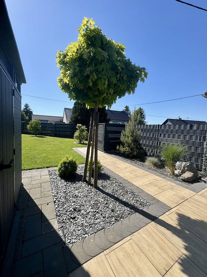 Prodej domu 205 m², pozemek 1.100 m², Steiningen, Porýní-Falc Prodej domu 205 m², pozemek 1.100 m², Steiningen, Porýní-Falc