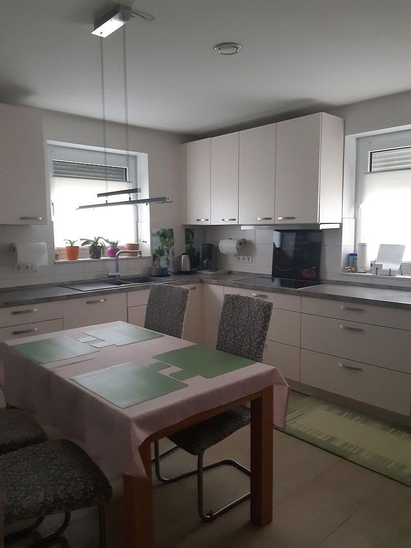 Prodej domu 137 m², pozemek 520 m², Pinneberg, Šlesvicko-Holštýnsko Prodej domu 137 m², pozemek 520 m², Pinneberg, Šlesvicko-Holštýnsko