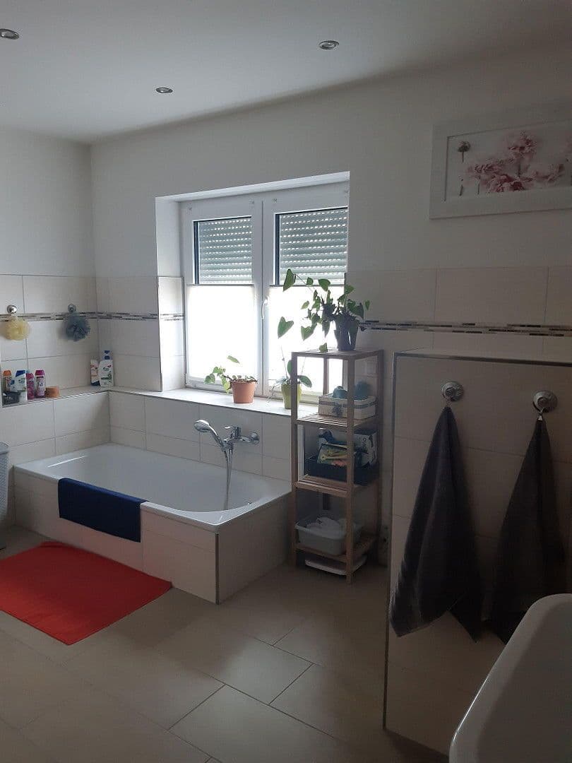 Prodej domu 137 m², pozemek 520 m², Pinneberg, Šlesvicko-Holštýnsko Prodej domu 137 m², pozemek 520 m², Pinneberg, Šlesvicko-Holštýnsko