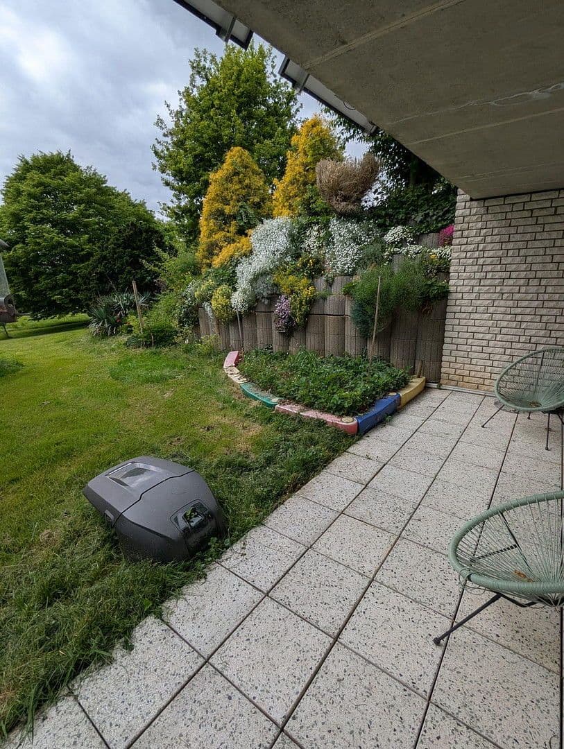 Pronájem domu 170 m², pozemek 3.000 m², Rinteln, Dolní Sasko Pronájem domu 170 m², pozemek 3.000 m², Rinteln, Dolní Sasko