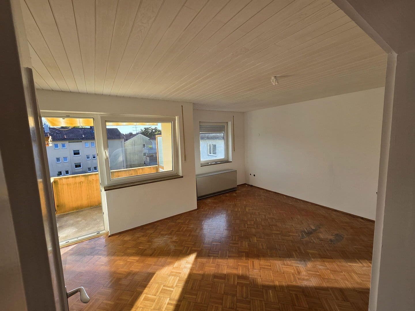 Pronájem bytu 3+1 72 m², Lauterburgstr. 11a, Coburg, Bavorsko Pronájem bytu 3+1 72 m², Lauterburgstr. 11a, Coburg, Bavorsko