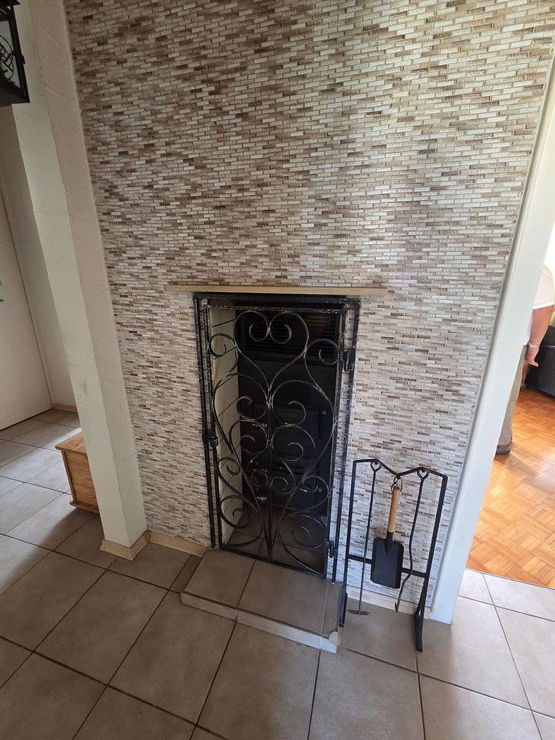 Pronájem bytu 3+1 72 m², Lauterburgstr. 11a, Coburg, Bavorsko Pronájem bytu 3+1 72 m², Lauterburgstr. 11a, Coburg, Bavorsko