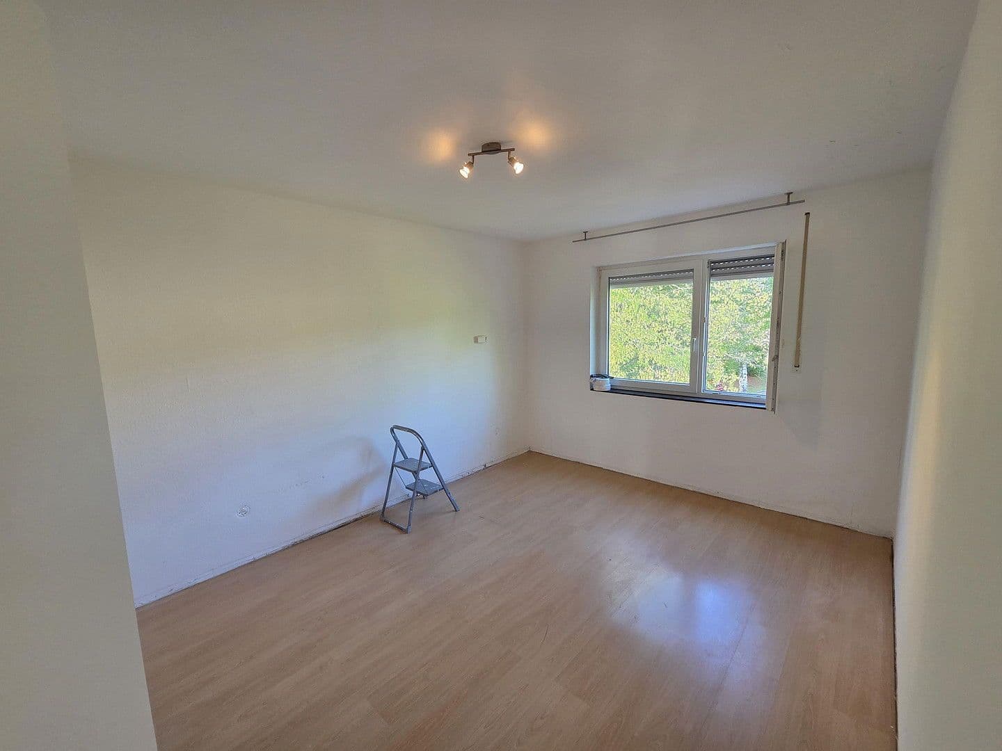 Pronájem bytu 3+1 72 m², Lauterburgstr. 11a, Coburg, Bavorsko Pronájem bytu 3+1 72 m², Lauterburgstr. 11a, Coburg, Bavorsko