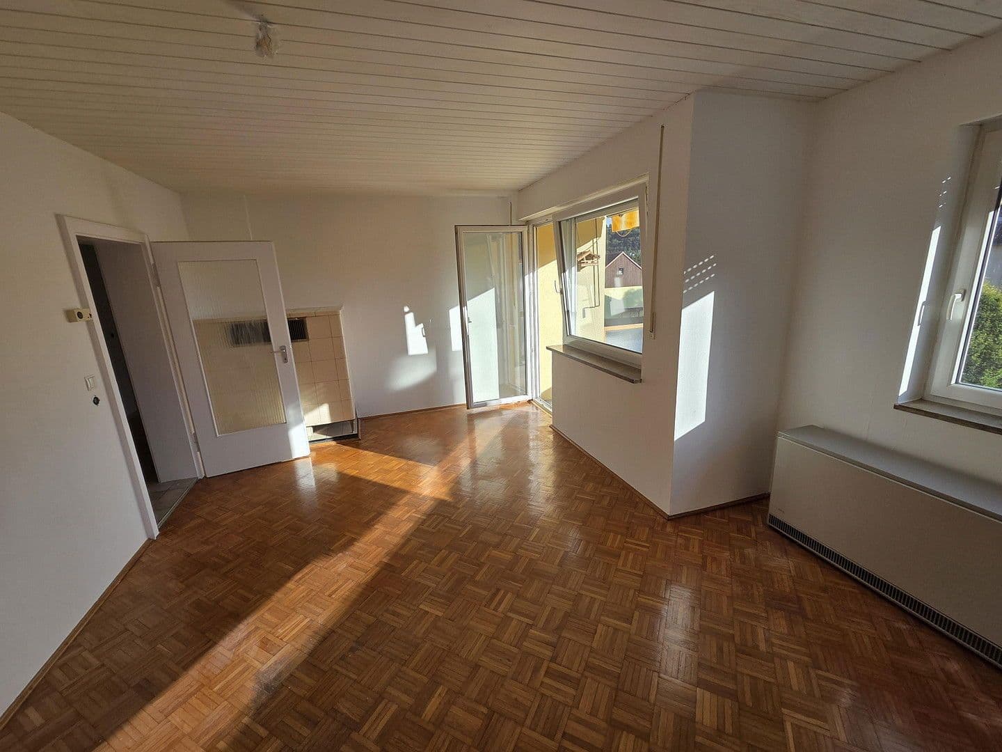 Pronájem bytu 3+1 72 m², Lauterburgstr. 11a, Coburg, Bavorsko Pronájem bytu 3+1 72 m², Lauterburgstr. 11a, Coburg, Bavorsko