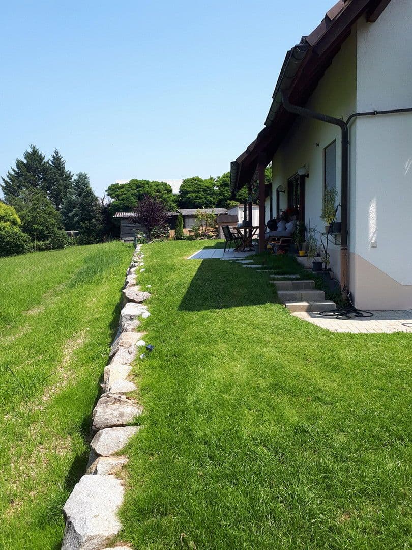 Pronájem bytu 3+kk 108 m², Hexentalstr. 20, Bollschweil, Bádensko-Württembersko Pronájem bytu 3+kk 108 m², Hexentalstr. 20, Bollschweil, Bádensko-Württembersko