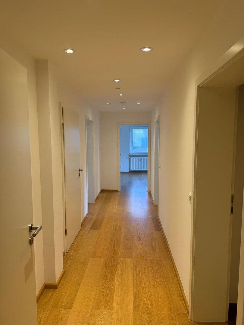 Prodej bytu 3+1 81 m², München, Bavorsko Prodej bytu 3+1 81 m², München, Bavorsko
