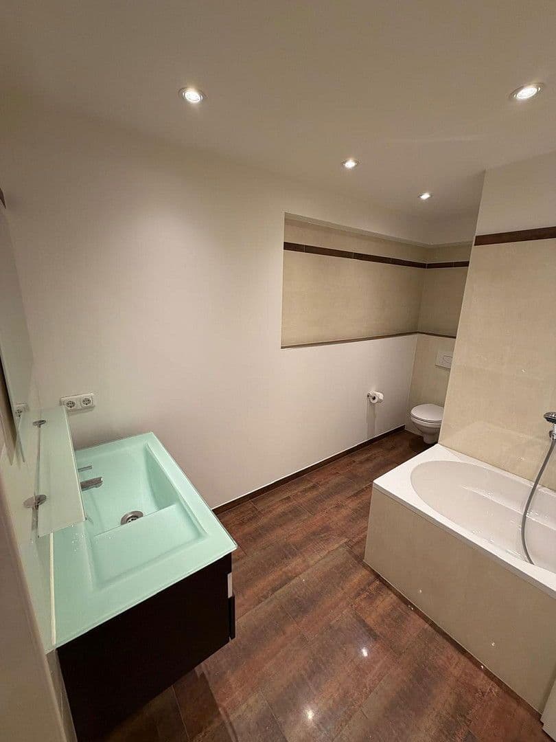 Prodej bytu 3+1 81 m², München, Bavorsko Prodej bytu 3+1 81 m², München, Bavorsko