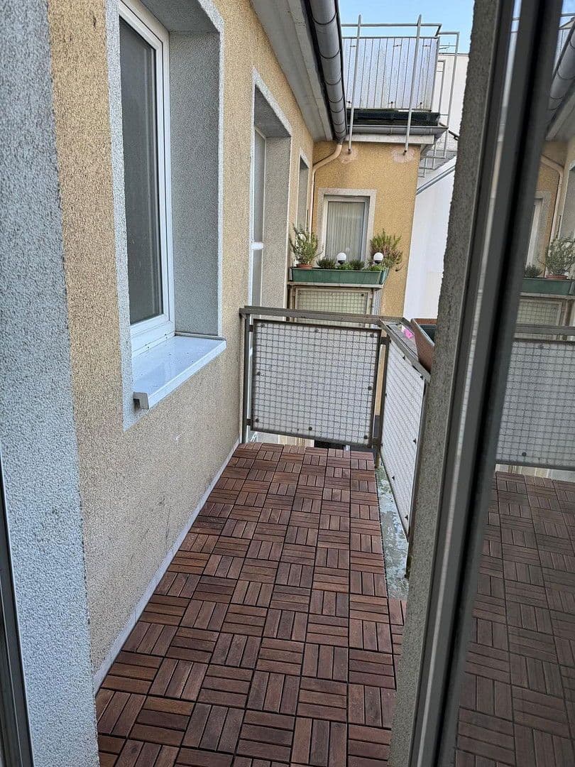 Pronájem bytu 3+1 64 m², Kölner Straße 228, Krefeld, Severní Porýní-Vestfálsko Pronájem bytu 3+1 64 m², Kölner Straße 228, Krefeld, Severní Porýní-Vestfálsko