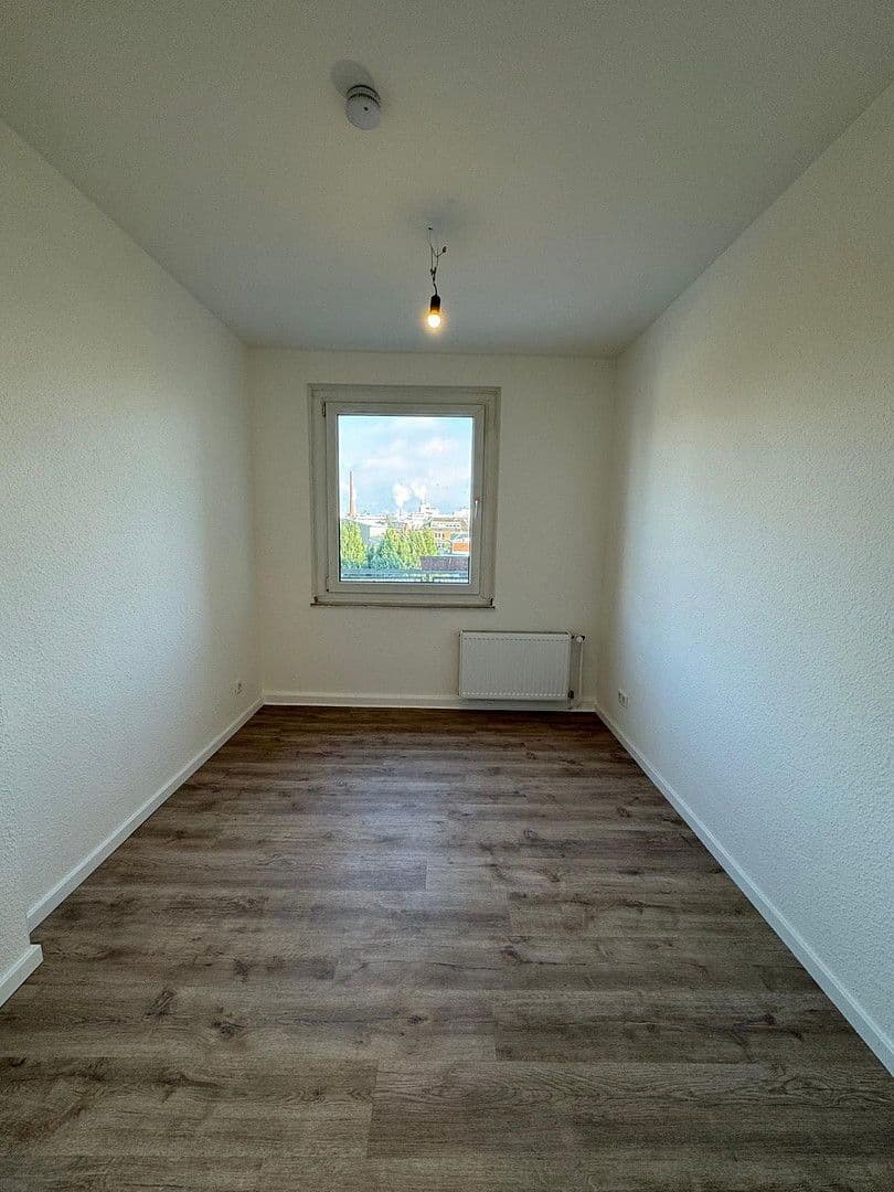 Pronájem bytu 3+1 64 m², Kölner Straße 228, Krefeld, Severní Porýní-Vestfálsko Pronájem bytu 3+1 64 m², Kölner Straße 228, Krefeld, Severní Porýní-Vestfálsko