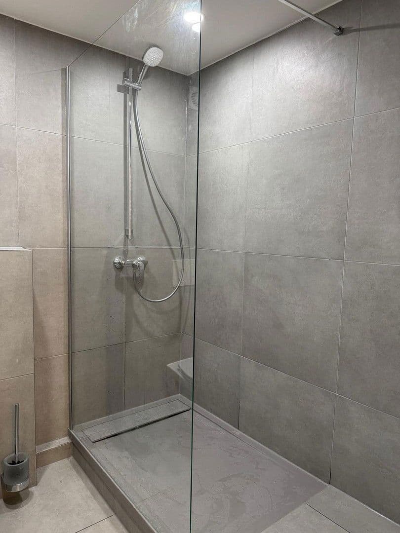 Pronájem bytu 3+1 64 m², Kölner Straße 228, Krefeld, Severní Porýní-Vestfálsko Pronájem bytu 3+1 64 m², Kölner Straße 228, Krefeld, Severní Porýní-Vestfálsko