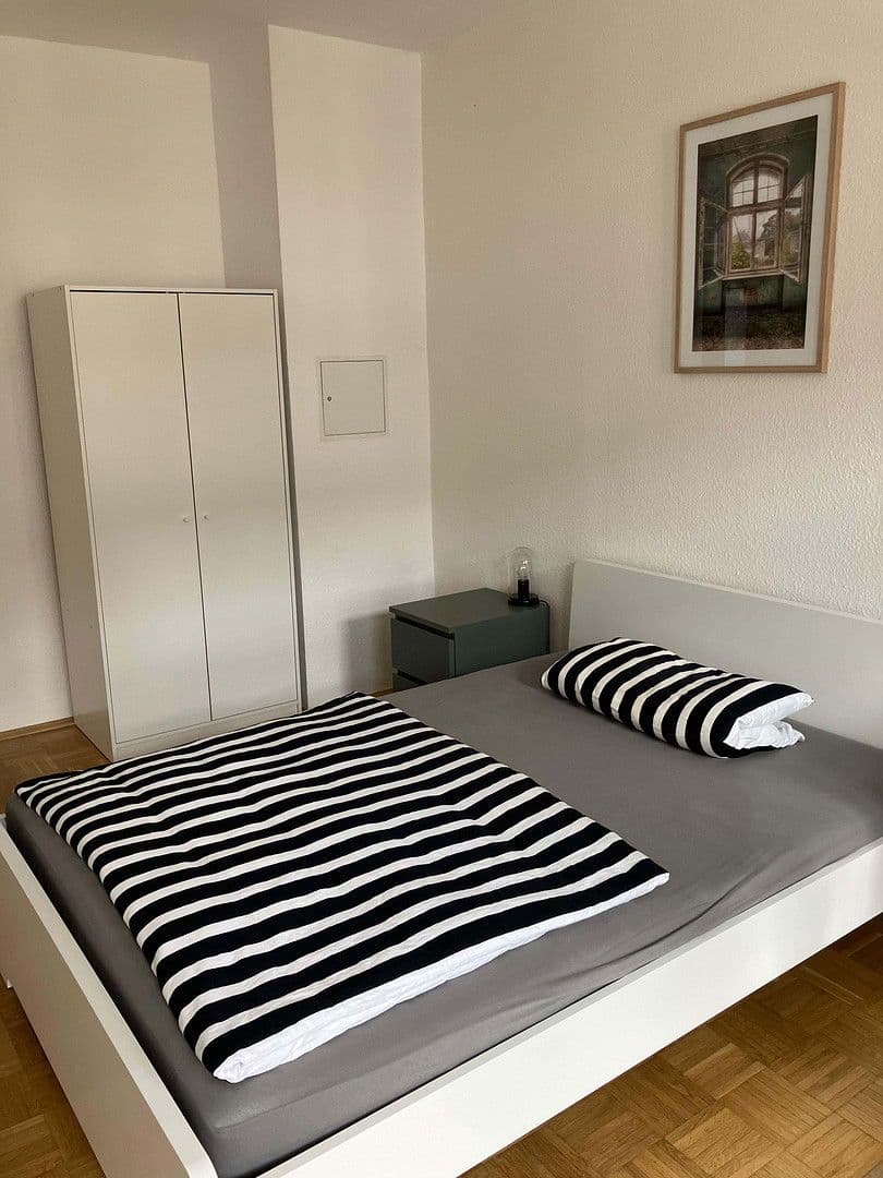 Pronájem bytu 1+1 18 m², Schwarzackerstr. 9, Leipzig, Sasko Pronájem bytu 1+1 18 m², Schwarzackerstr. 9, Leipzig, Sasko