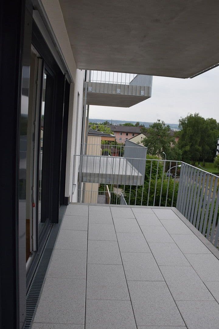 Pronájem bytu 3+1 50 m², Konstanz, Bádensko-Württembersko Pronájem bytu 3+1 50 m², Konstanz, Bádensko-Württembersko