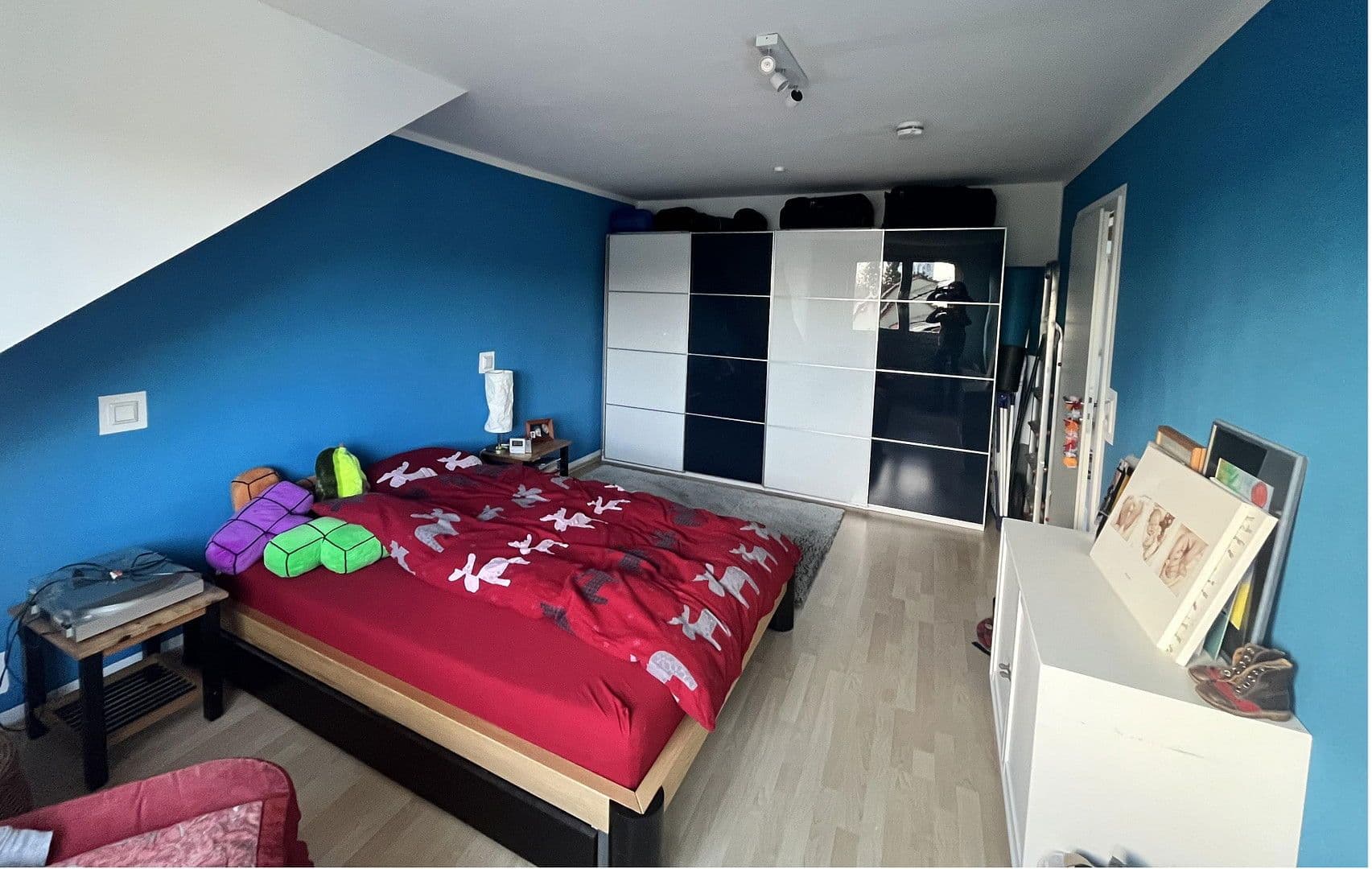 Pronájem bytu 4+1 120 m², Hannover, Dolní Sasko Pronájem bytu 4+1 120 m², Hannover, Dolní Sasko