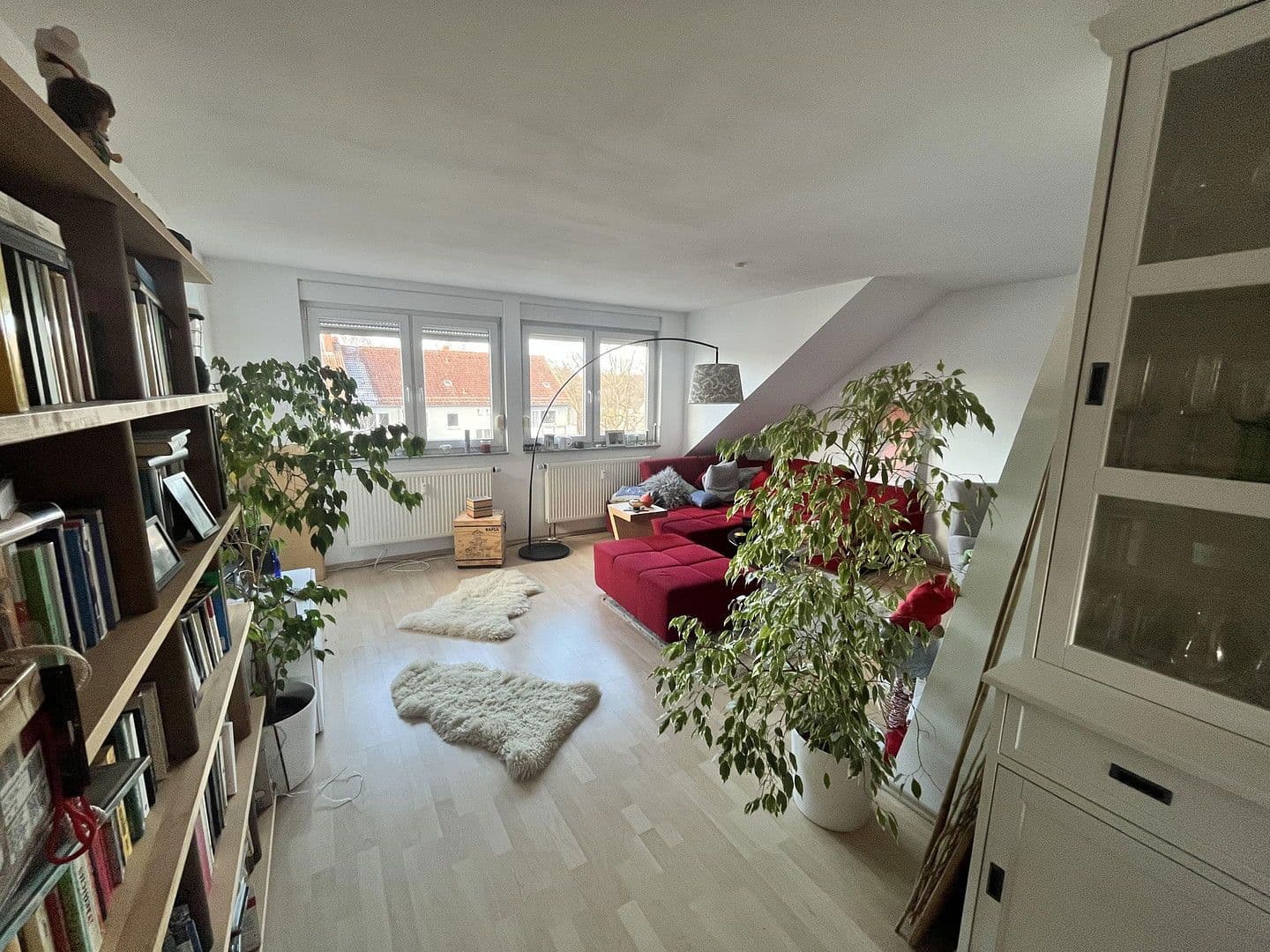 Pronájem bytu 4+1 120 m², Hannover, Dolní Sasko Pronájem bytu 4+1 120 m², Hannover, Dolní Sasko