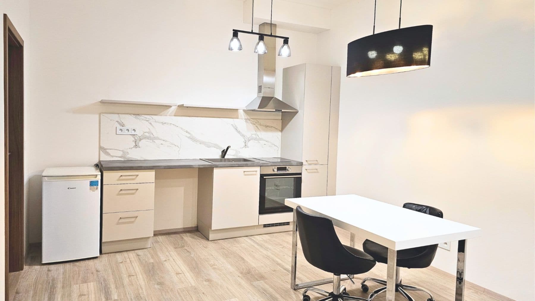 Pronájem bytu 2+kk 42 m², Miloše Havla, Praha, Praha Pronájem bytu 2+kk 42 m², Miloše Havla, Praha, Praha