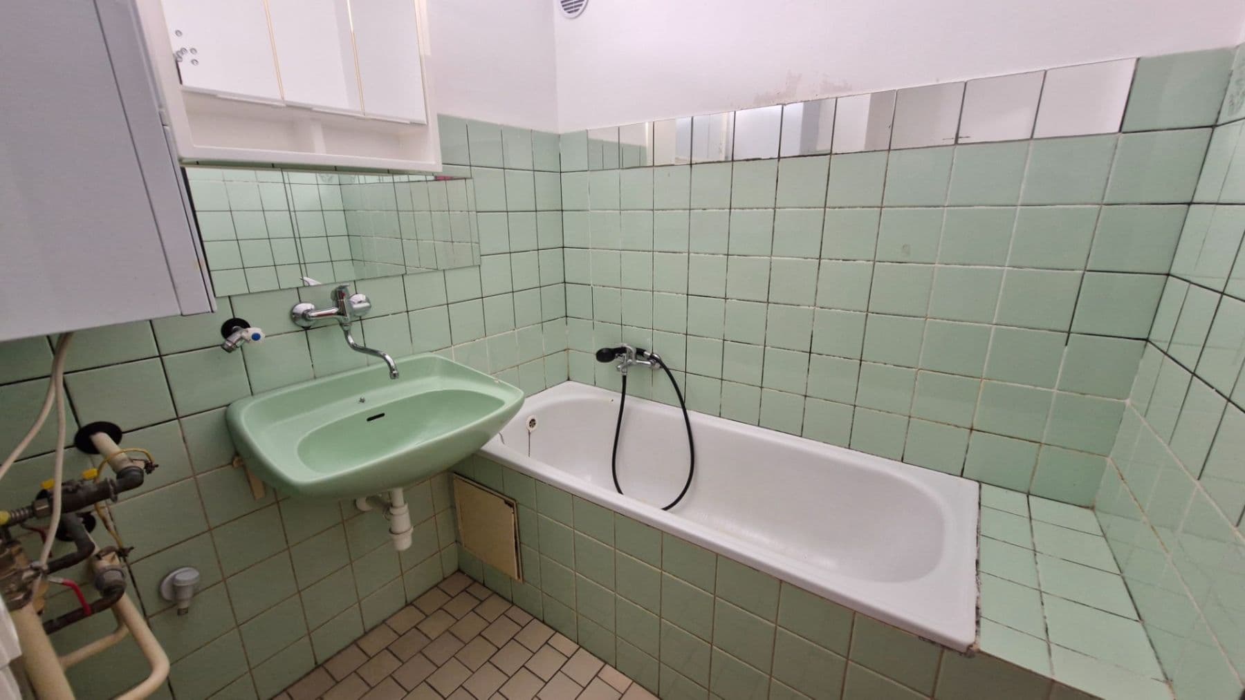 Pronájem bytu 3+1 71 m², Poláčkova, Říčany, Středočeský kraj Pronájem bytu 3+1 71 m², Poláčkova, Říčany, Středočeský kraj