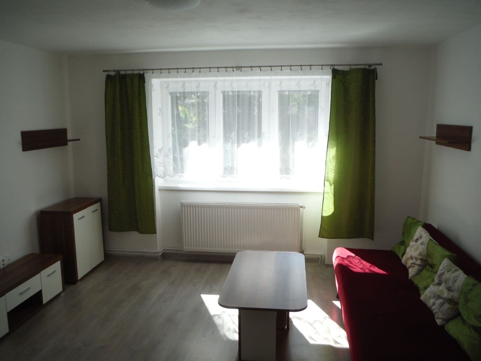 Pronájem bytu 2+1 60 m², Brtnická, Jihlava, Kraj Vysočina Pronájem bytu 2+1 60 m², Brtnická, Jihlava, Kraj Vysočina