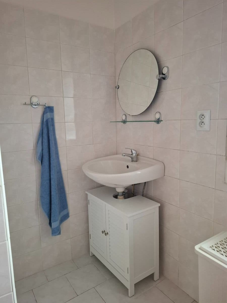 Pronájem bytu 1+1 48 m², Javorová, Praha, Praha Pronájem bytu 1+1 48 m², Javorová, Praha, Praha