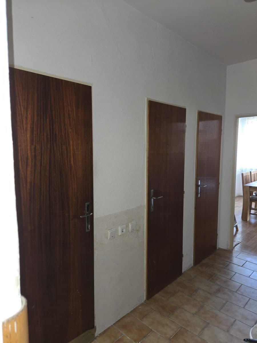 Pronájem bytu 2+1 70 m², Nad Pomníkem, Praha, Praha Pronájem bytu 2+1 70 m², Nad Pomníkem, Praha, Praha