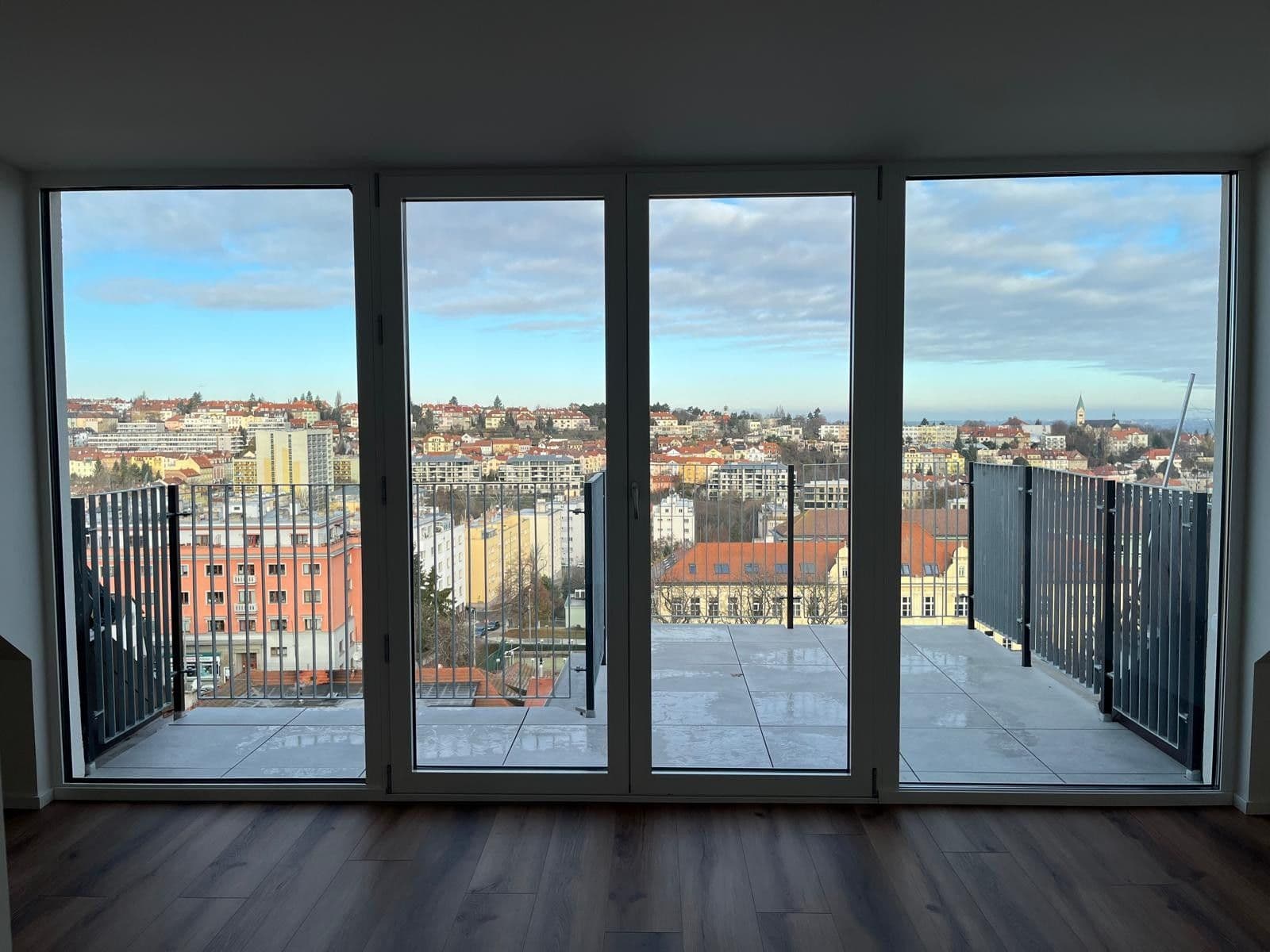 Pronájem bytu 3+kk 90 m², Šlikova, Praha, Praha Pronájem bytu 3+kk 90 m², Šlikova, Praha, Praha