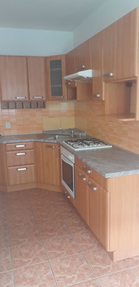 Prodej bytu 3+1 64 m², Mierová, Galanta, Trnavský kraj Prodej bytu 3+1 64 m², Mierová, Galanta, Trnavský kraj