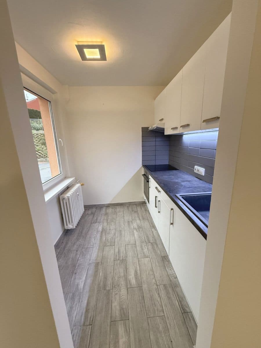 Prodej bytu 2+kk 50 m², Nad Závodištěm, Praha, Praha Prodej bytu 2+kk 50 m², Nad Závodištěm, Praha, Praha