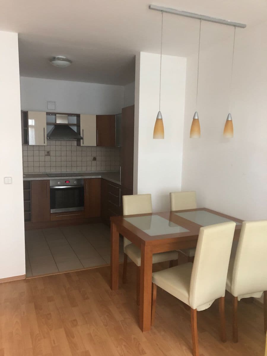 Pronájem bytu 2+kk 62 m², Nad Okrouhlíkem, Praha, Praha Pronájem bytu 2+kk 62 m², Nad Okrouhlíkem, Praha, Praha