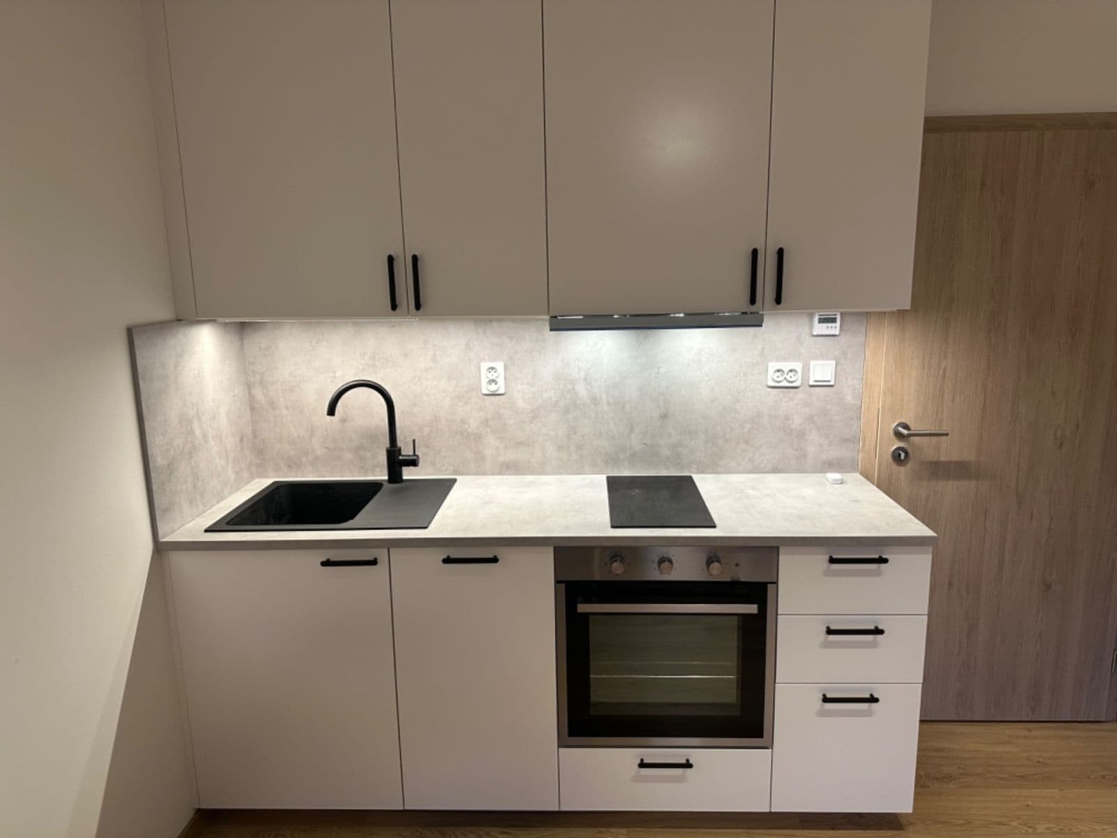 Pronájem bytu 1+kk 36 m², Lázeňská, Slaný, Středočeský kraj Pronájem bytu 1+kk 36 m², Lázeňská, Slaný, Středočeský kraj