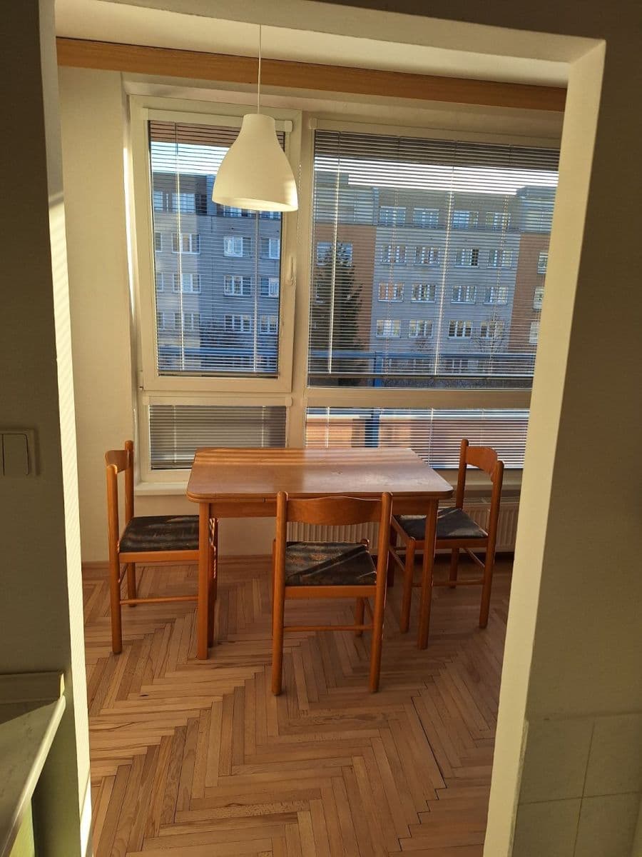 Pronájem bytu 3+kk 76 m², Bašteckého, Praha, Praha Pronájem bytu 3+kk 76 m², Bašteckého, Praha, Praha