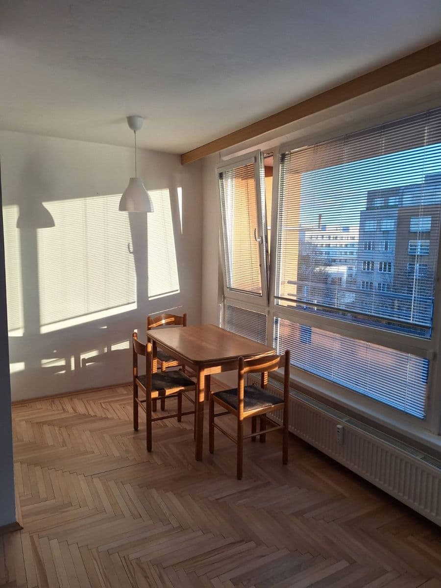 Pronájem bytu 3+kk 76 m², Bašteckého, Praha, Praha Pronájem bytu 3+kk 76 m², Bašteckého, Praha, Praha