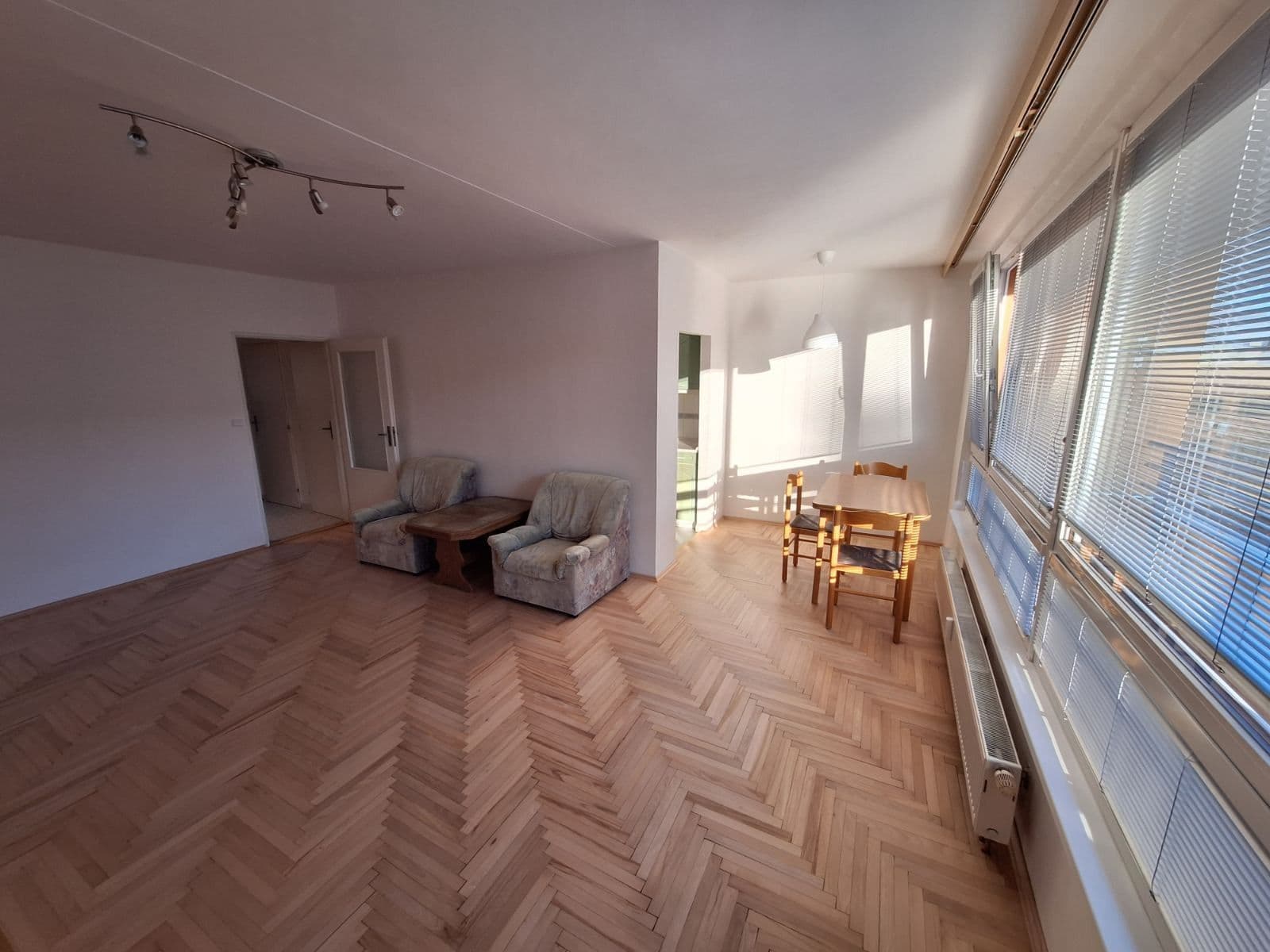 Pronájem bytu 3+kk 76 m², Bašteckého, Praha, Praha Pronájem bytu 3+kk 76 m², Bašteckého, Praha, Praha