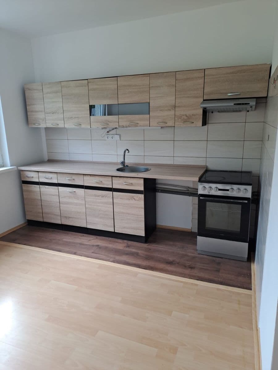 Pronájem bytu 1+1 36 m², Wolkerova, Kraslice, Karlovarský kraj Pronájem bytu 1+1 36 m², Wolkerova, Kraslice, Karlovarský kraj