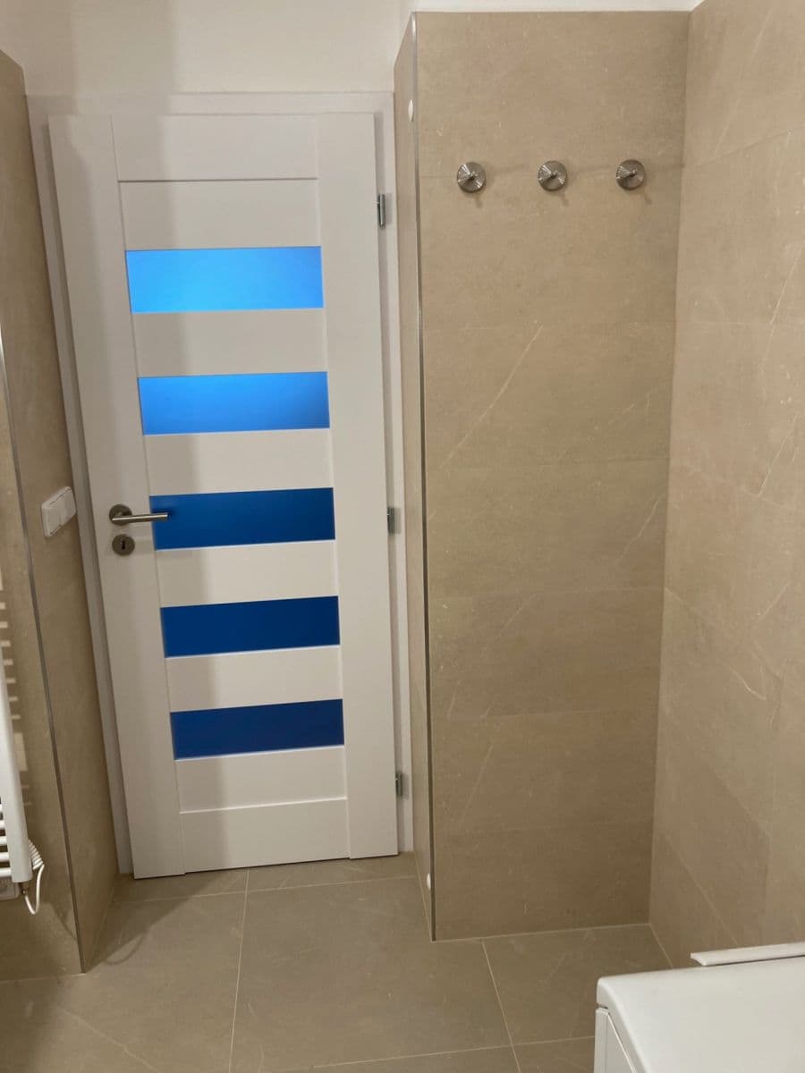 Pronájem bytu 2+kk 50 m², U Jezerky, Praha, Praha Pronájem bytu 2+kk 50 m², U Jezerky, Praha, Praha