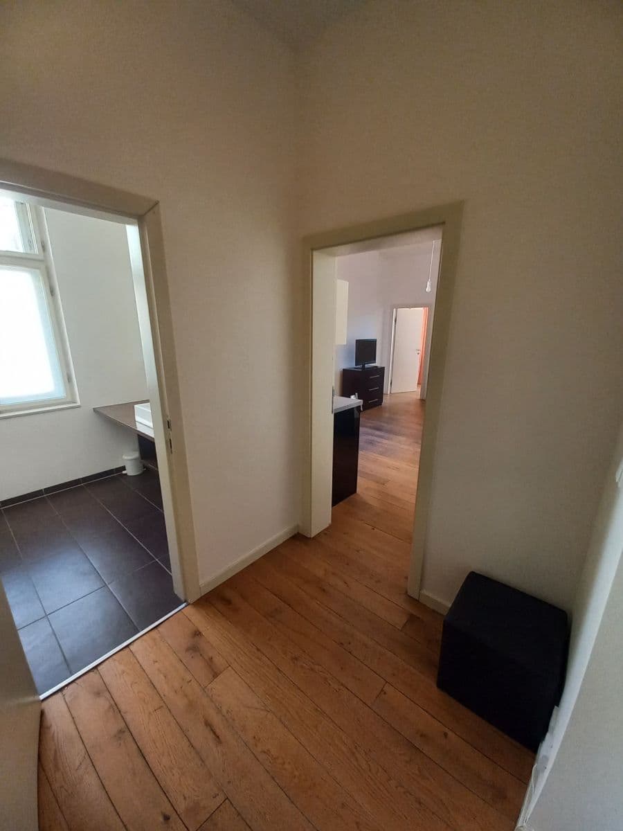 Pronájem bytu 2+kk 48 m², U Božích bojovníků, Praha, Praha Pronájem bytu 2+kk 48 m², U Božích bojovníků, Praha, Praha