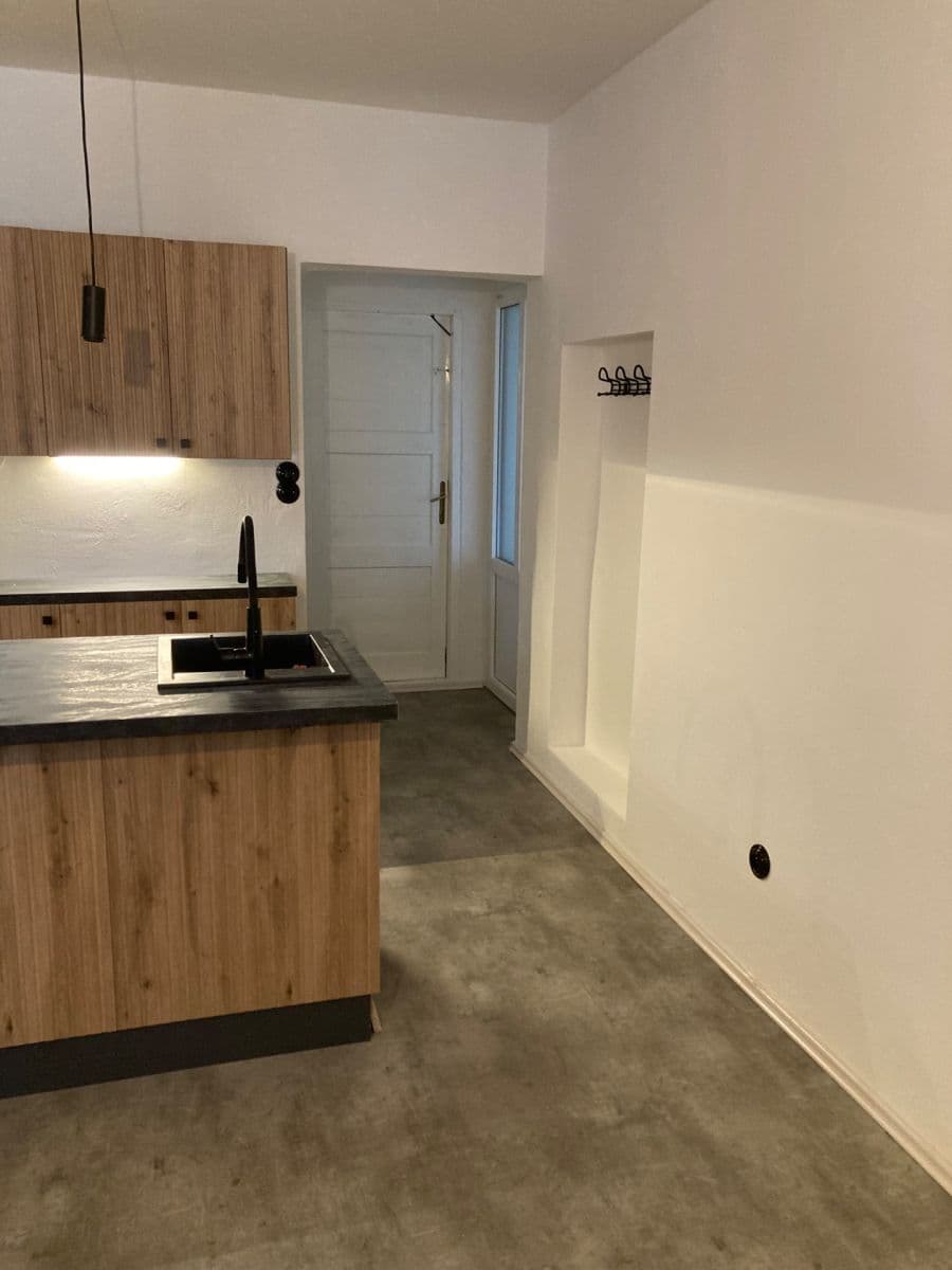 Pronájem domu 80 m², pozemek 250 m², Čebín, Jihomoravský kraj Pronájem domu 80 m², pozemek 250 m², Čebín, Jihomoravský kraj