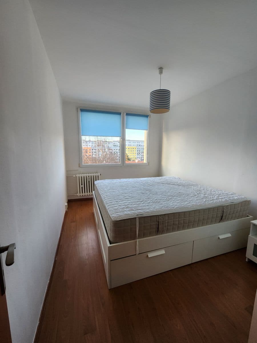 Pronájem bytu 3+1 68 m², K Lipám, Praha, Praha Pronájem bytu 3+1 68 m², K Lipám, Praha, Praha