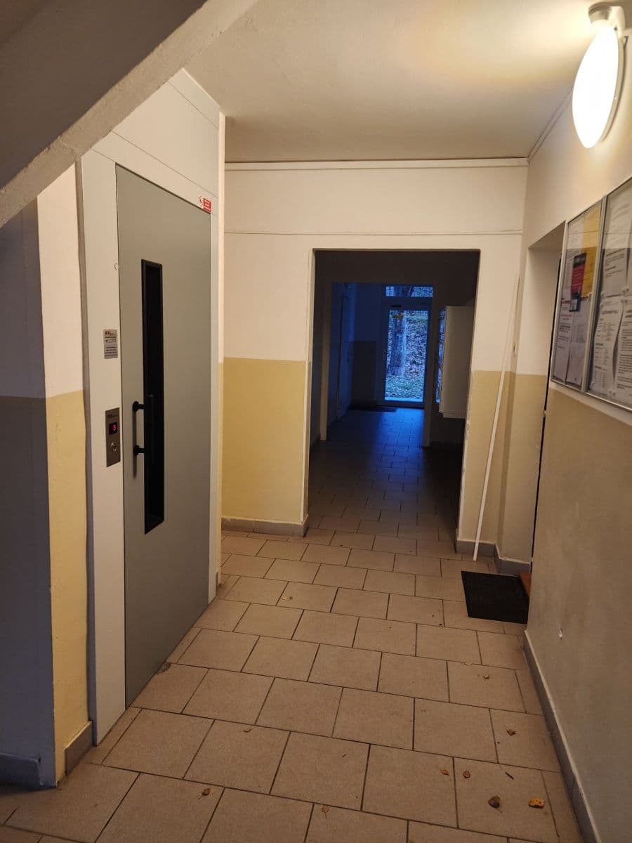 Pronájem bytu 3+1 68 m², K Lipám, Praha, Praha Pronájem bytu 3+1 68 m², K Lipám, Praha, Praha