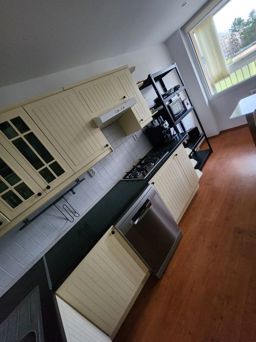 Pronájem bytu 3+1 68 m², K Lipám, Praha, Praha Pronájem bytu 3+1 68 m², K Lipám, Praha, Praha