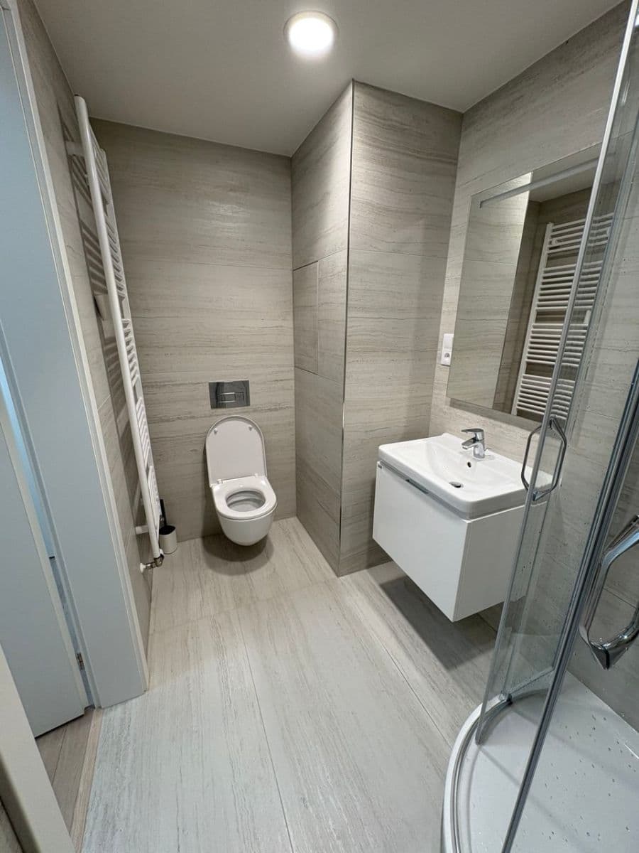 Pronájem bytu 1+kk 33 m², Výstavní, Praha, Praha Pronájem bytu 1+kk 33 m², Výstavní, Praha, Praha