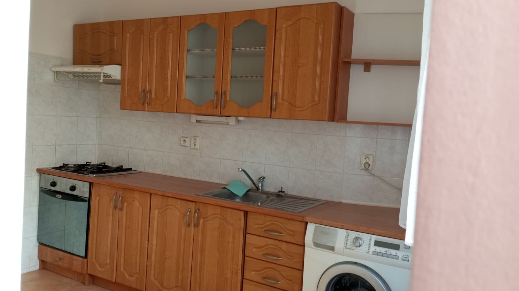 Pronájem bytu 3+1 72 m², Ve Střešovičkách, Praha, Praha Pronájem bytu 3+1 72 m², Ve Střešovičkách, Praha, Praha