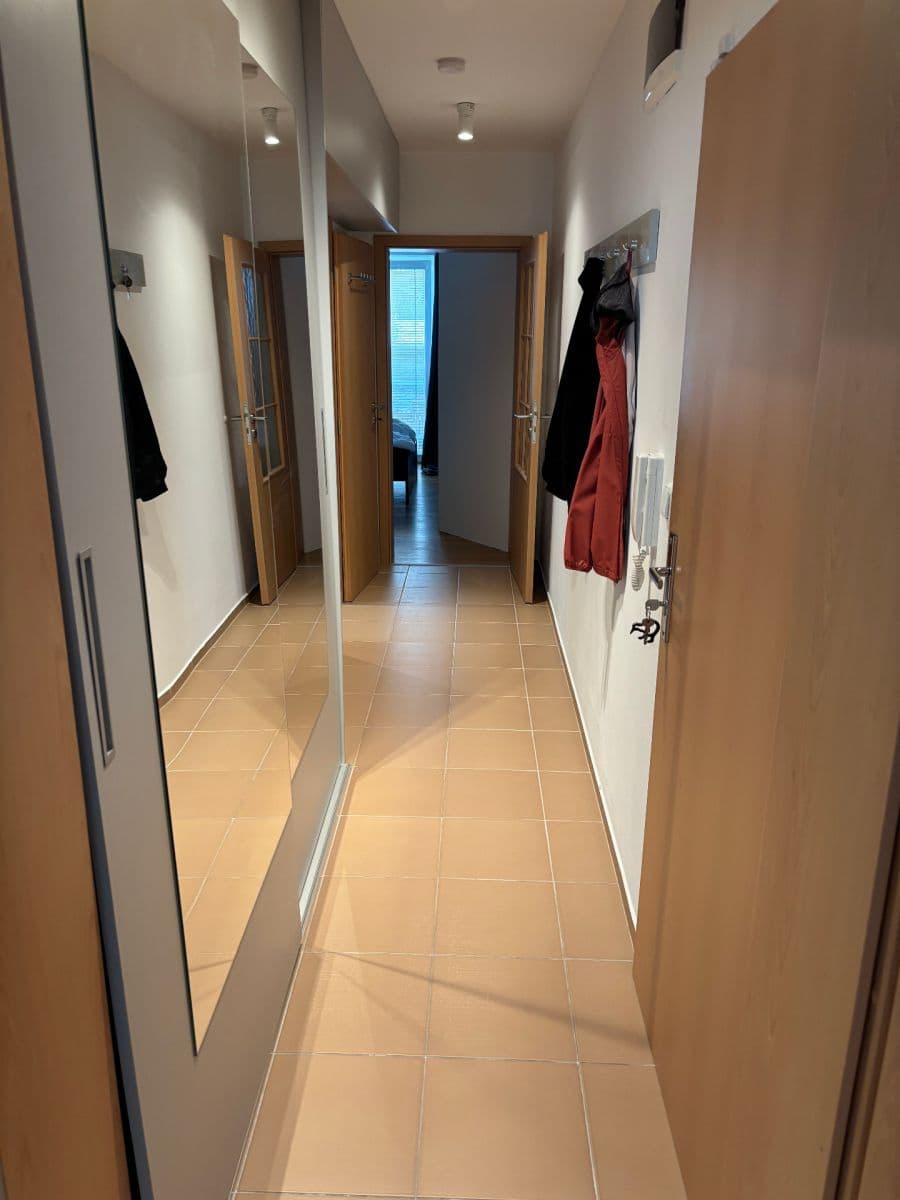 Pronájem bytu 2+kk 50 m², Kovařovicova, Brno, Jihomoravský kraj Pronájem bytu 2+kk 50 m², Kovařovicova, Brno, Jihomoravský kraj