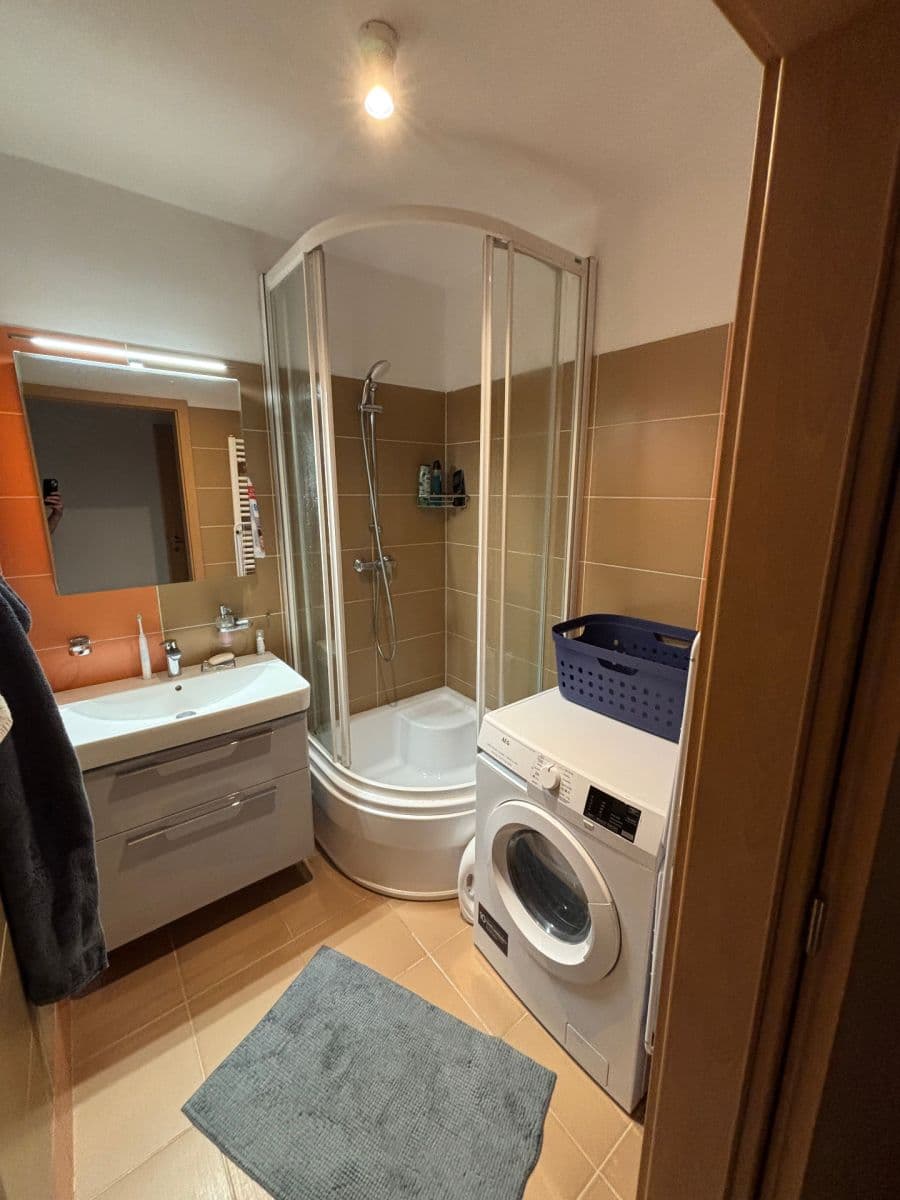 Pronájem bytu 2+kk 50 m², Kovařovicova, Brno, Jihomoravský kraj Pronájem bytu 2+kk 50 m², Kovařovicova, Brno, Jihomoravský kraj