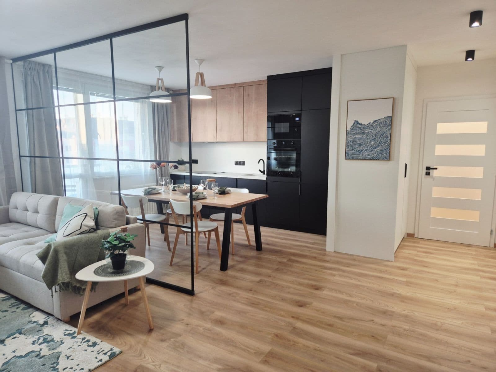 Prodej bytu 3+kk 80 m², nábřeží Závodu míru, Pardubice, Pardubický kraj Prodej bytu 3+kk 80 m², nábřeží Závodu míru, Pardubice, Pardubický kraj