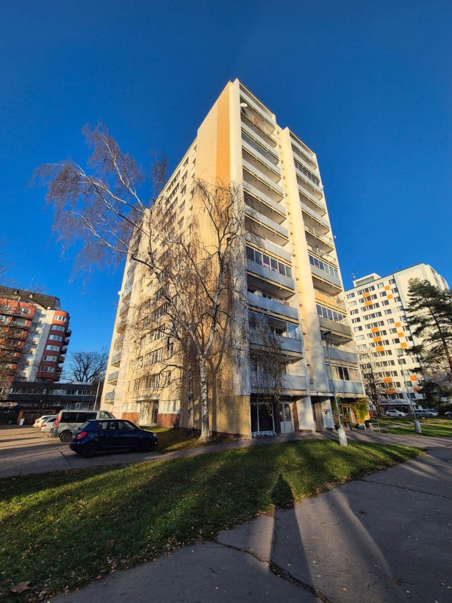 Prodej bytu 3+kk 80 m², nábřeží Závodu míru, Pardubice, Pardubický kraj Prodej bytu 3+kk 80 m², nábřeží Závodu míru, Pardubice, Pardubický kraj