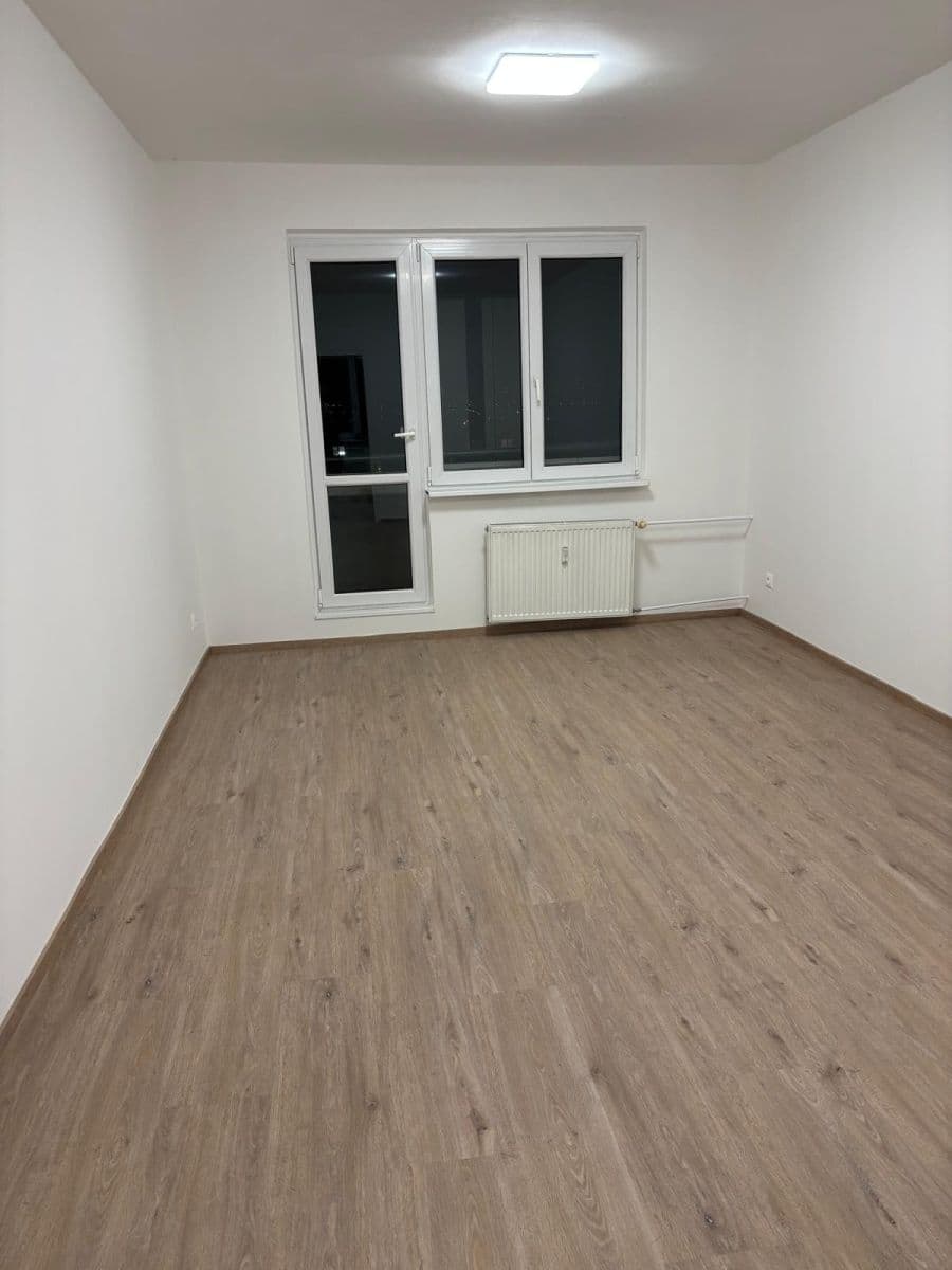 Pronájem bytu 2+1 55 m², U Krbu, Praha, Praha Pronájem bytu 2+1 55 m², U Krbu, Praha, Praha