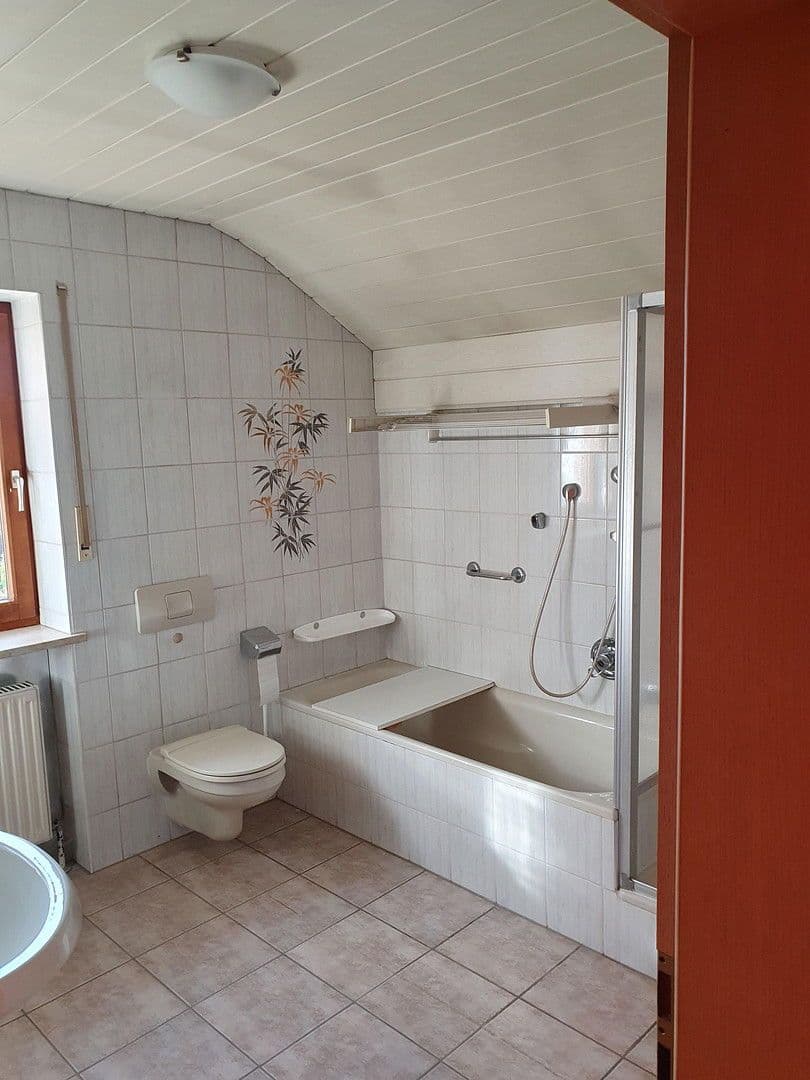 Prodej domu 130 m², pozemek 320 m², St. Georgen Traunreut, Bavorsko Prodej domu 130 m², pozemek 320 m², St. Georgen Traunreut, Bavorsko