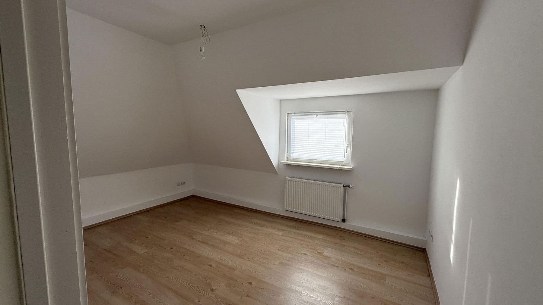 Pronájem bytu 3+1 70 m², Feuergraben 6, Hameln, Dolní Sasko Pronájem bytu 3+1 70 m², Feuergraben 6, Hameln, Dolní Sasko